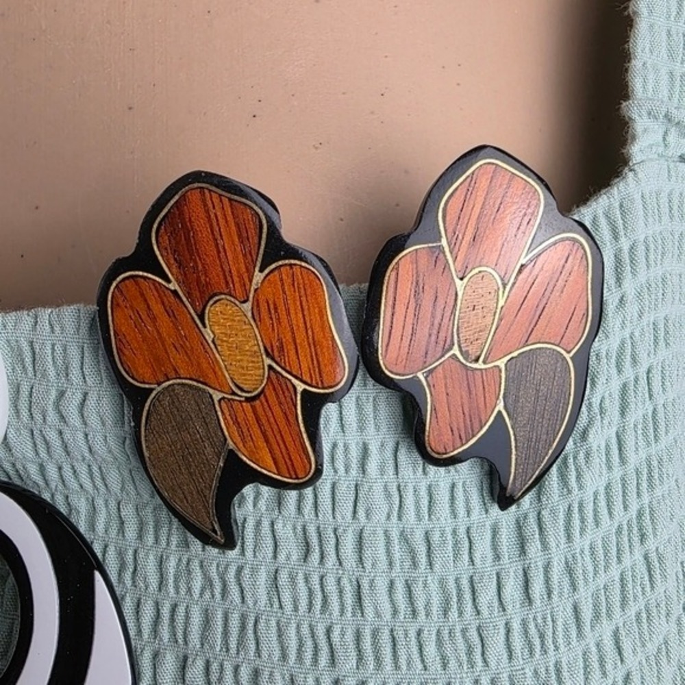 Bold Boho Wood Flower Earrings Pierced